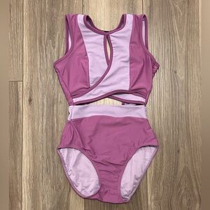 FIVE Dancewear Renegade Leo AXS
